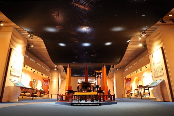 股票配资官方网址 “西藏专展”“新疆专展”亮相铸牢中华民族共同体意识文物古籍展